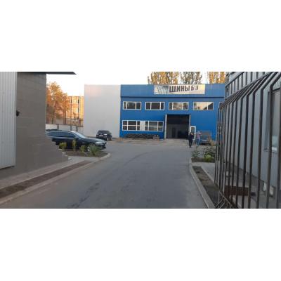 Здається в оренду приміщення 75 м кв Кривий Ріг під СТО або склад